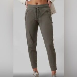 Athleta Trekkie North Jogger